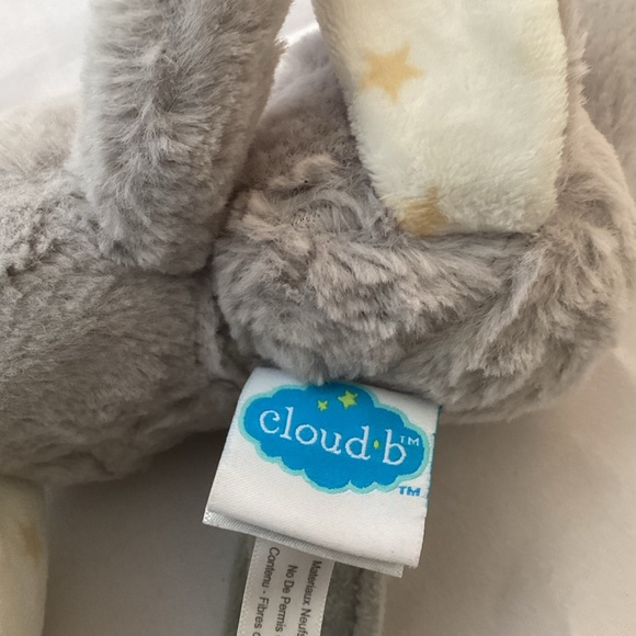 Dreamy hugginz Cloud B grey white and yellow stars lullaby plush rabbit - Picture 6 of 7